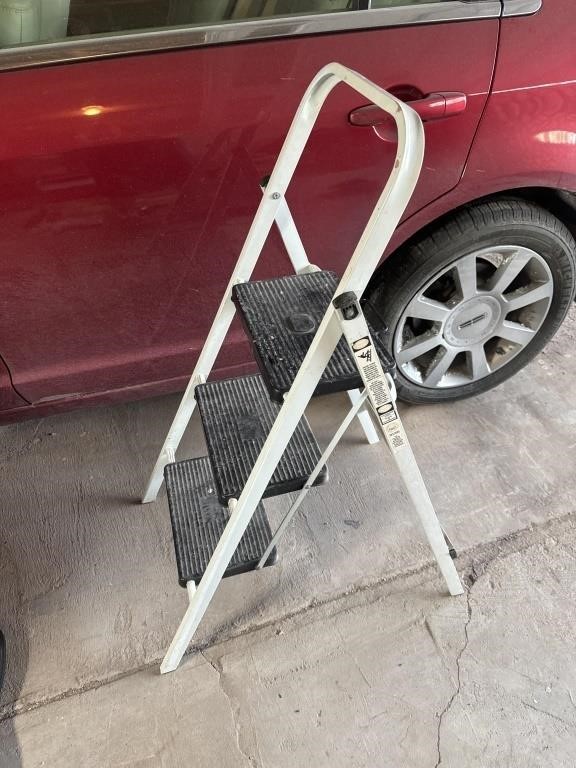 Collapsible stepladder