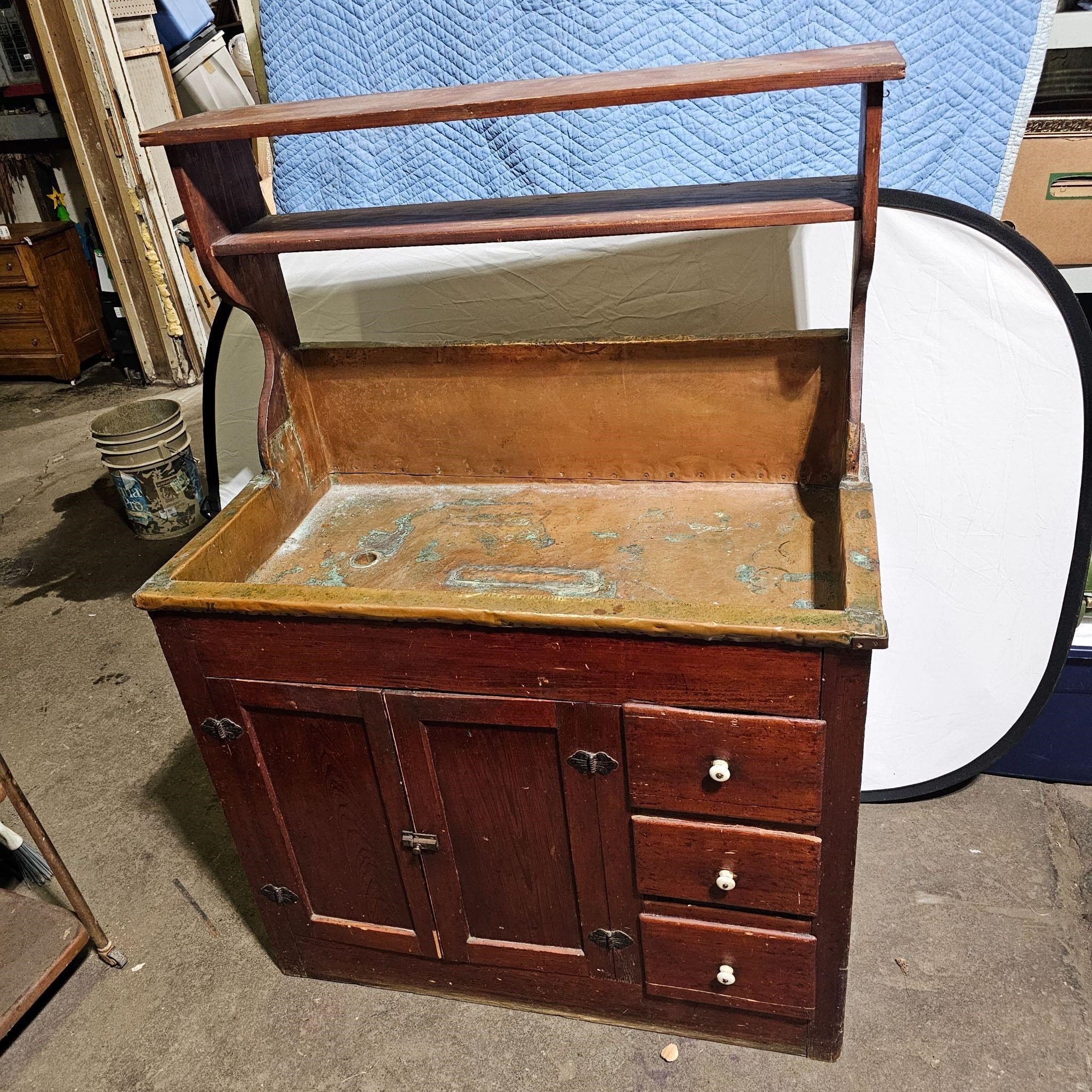 Early 1900s pine copper lined dry sink