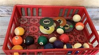 1 sett of pool balls, 6 coasters+ coke container