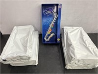 New (lot of 5) saxophones for kids