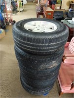225/75/17 tires on aluminum jeep rims, 5 in