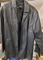 MOSSIMO MENS LEATHER JACKET SZ S