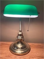Bankers style lamp