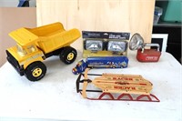VINTAGE TOYS AND MORE!