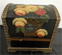 DECORATIVE CHEST