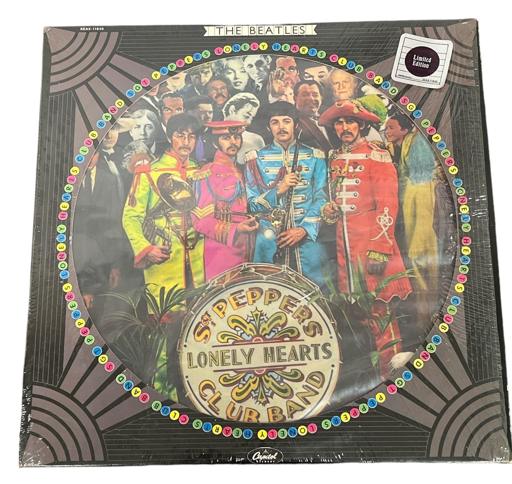 Rare BEATLES "Lonely Hearts Club Band" Vinyl Album