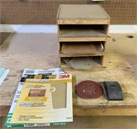 Homemade wood storage e sandpaper