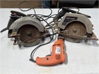 2 circular saws & electric drill