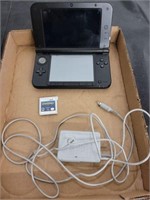 NINTENDO 3 DS UNIT AND GAME