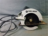 Black and Decker Circular Saw 7 1/4" Powers On