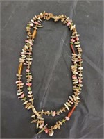 SHELL AND GLASS BEAD NECKLACE