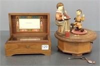 2 music boxes including Reuge & Anri