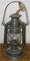 Vintage Wards standard oil lamp