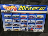 1999 Hotwheels 20 Car Gift Set