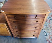 6 DRAWER CHEST W/ CASTERS