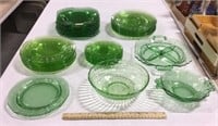 Lot of green glass dishes w/ 22pc set