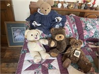 4 Teddy Bear (1 Boyd’s Bears)