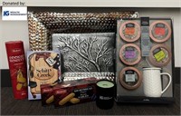 Gift tray: board game, candle, 3 pack of cookies+