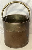 Vintage copper/ brass pot.