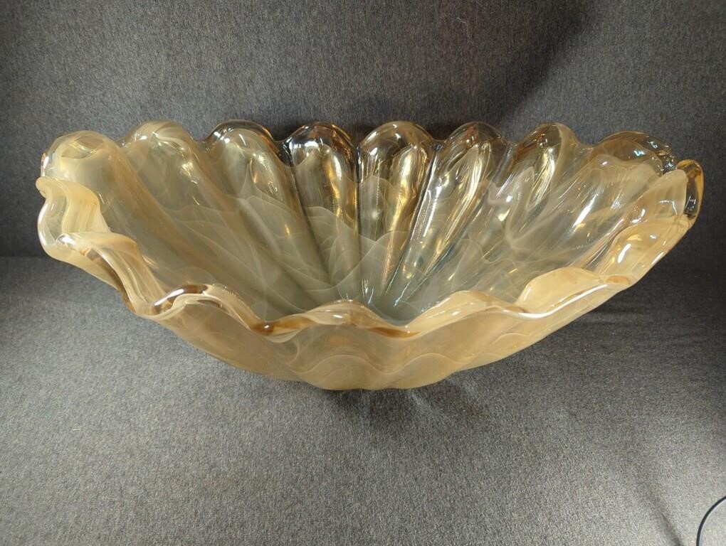 Exquisite Large Murano Swirled Frosted Oval Blown