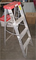 4FT Aluminum Folding Step Ladder