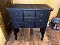 Small table/chest