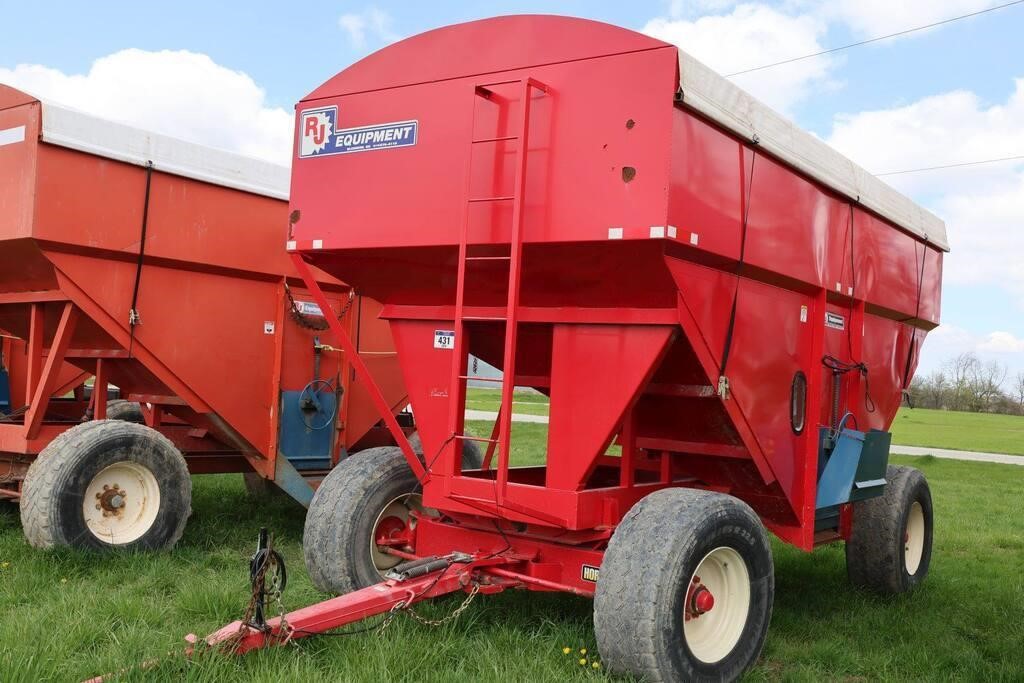 ROBSON FARMS SOLD UNRESERVED ONLINE AUCTION - MAY 14TH @ 6PM