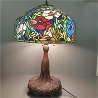 Antique style stained & leaded glass lamp,
