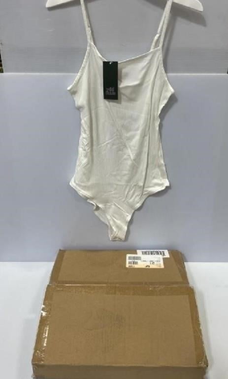 Casepack of 6 Wild Fable white body suits size sm