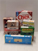 Box of assorted foods 6 items