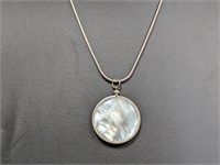 20" .925 Sterling Chain w/Mother of Pearl Pendant
