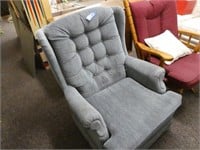 Lounge chair - wear to fabric