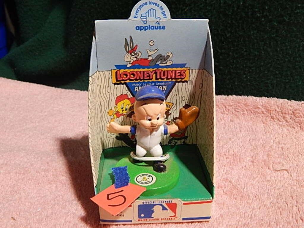 Looney Tunes American League Oakland A's ©1990