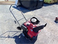 Honda HS720 Snow Thrower