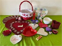 Valentines Themed Dishes & Decor