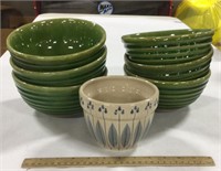 6 green bowls, 1 blue & white bowl