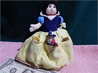 Snow White w/ Topsy Turvy Cloth Plush