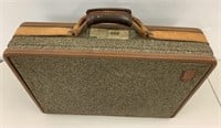 VTG Hartmann tweed / leather locking briefcase