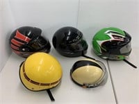 Group vintage motorcycle / snowmobile helmets -