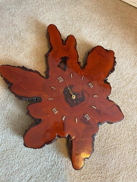Tree Stump Clock