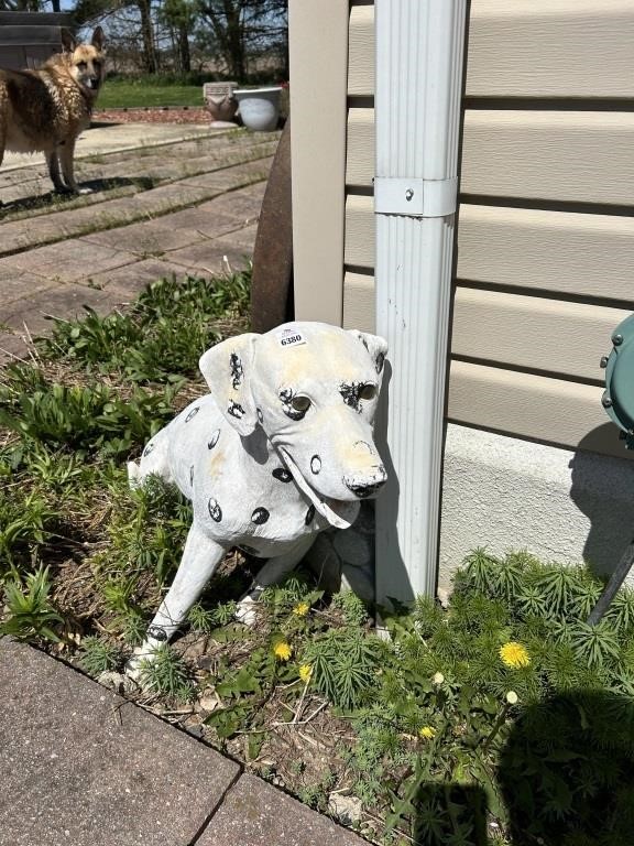 Concrete dog statue