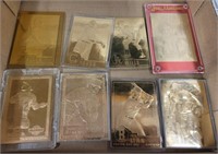 TRAY OF GOLD FOIL SPORTS CARDS