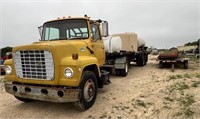 L4 - 1989 Ford Water Truck