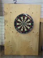 Winmau 18" Dartboard w/ Custom Plywood Attachment