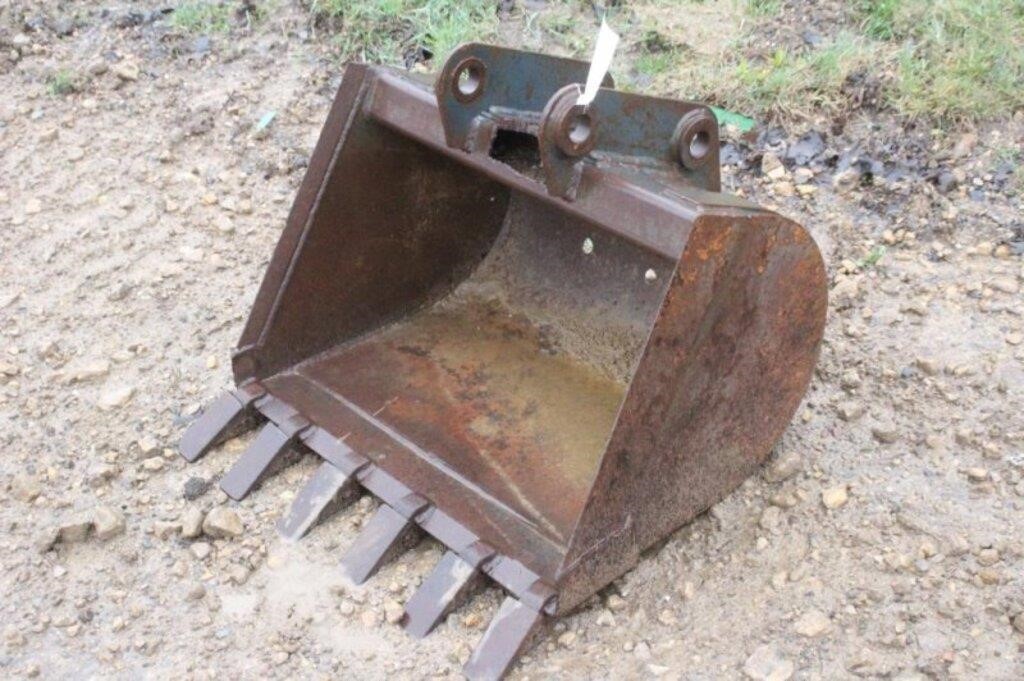 Bobcat Excavator Bucket, Approx 30"
