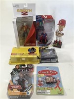 Collectible Figures & Toys