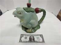 Vintage frog pitcher