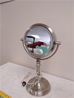 Lighted magnified makeup mirror