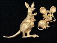 Avon 70's Kangaroo & Mouse Brooch/Pins - Signed