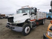 2004 International 4300 S/A Flatbed Dump Truck